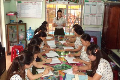 Họp phân công điều tra phổ cập giáo dục