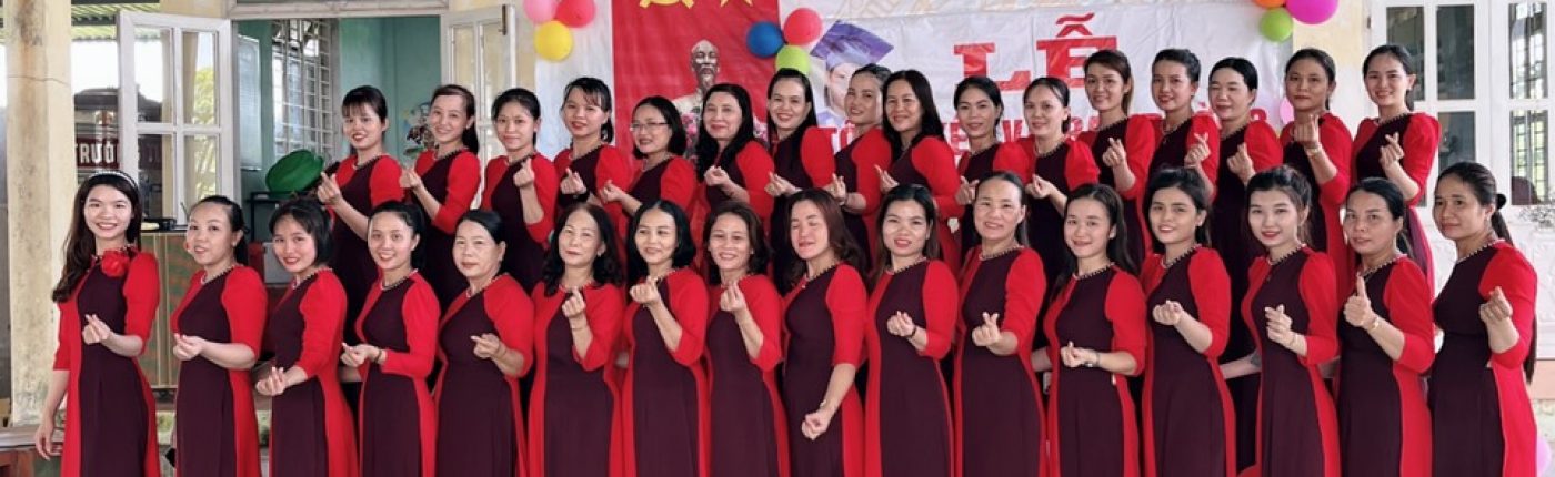 Tập thể CBGVNV